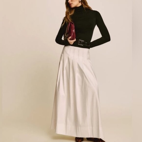 NEW Reformation Zinnia Low Waist Skirt in White | size 2 - Picture 1 of 13